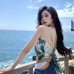 2023夏のレトロなギャルのスカーフ