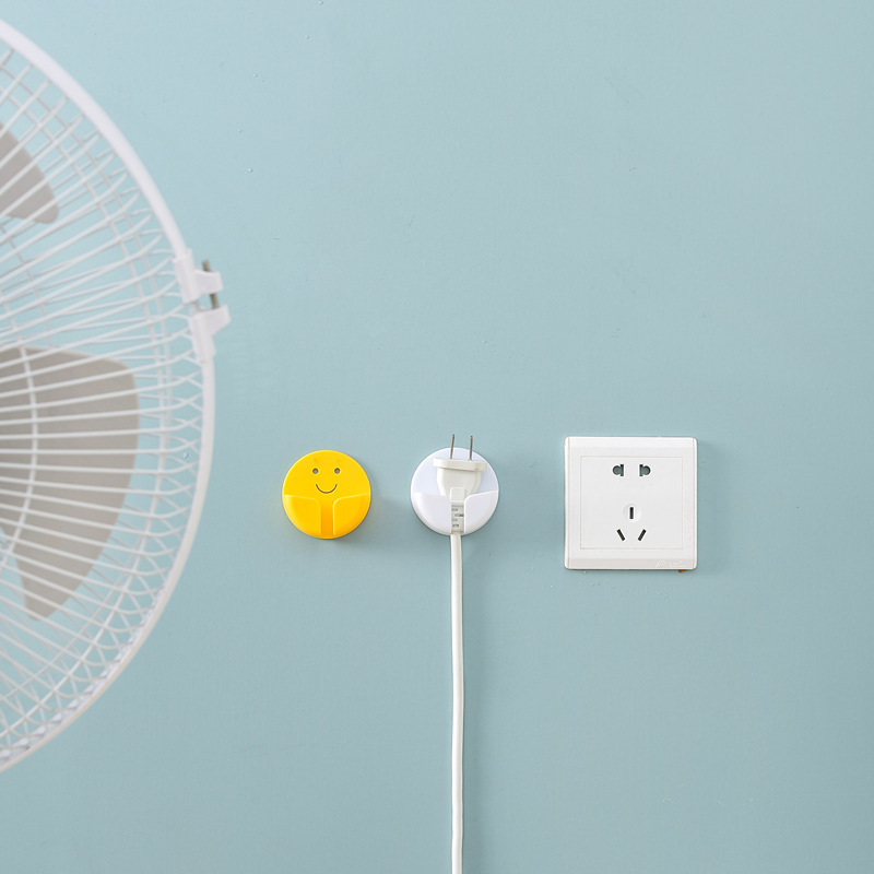多機能クリエイティブ電源コードプラグフック強力無痕キッチン穴なしフックコンセント収納固定|undefined