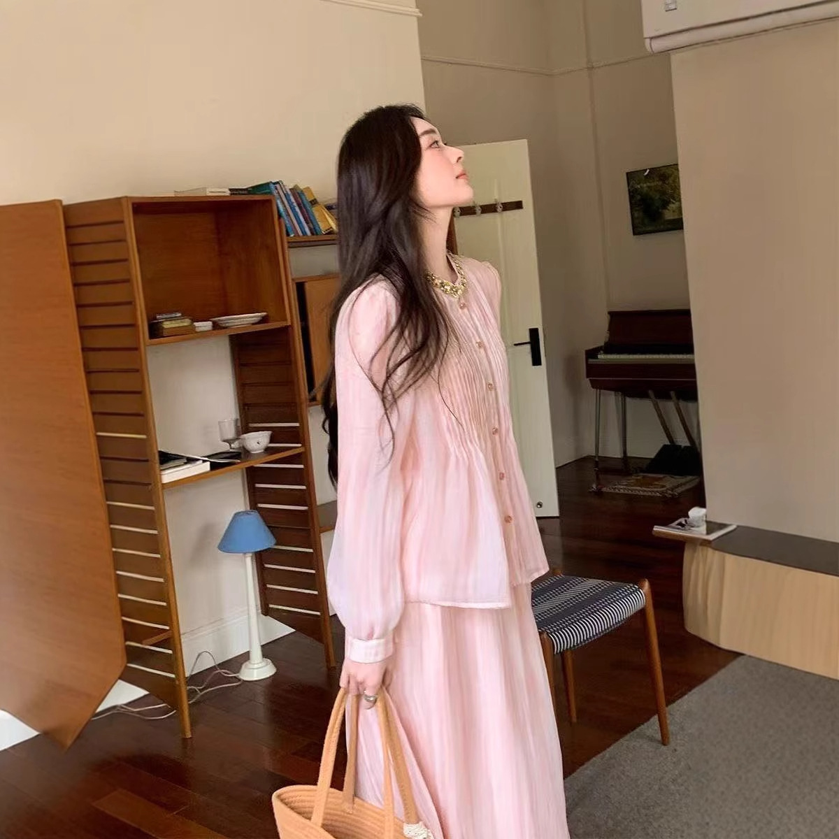 달콤한 연령 감소 패션 정장 여성스러운 주름 핑크 셔츠 여성 2025 여름 새로운 하이 웨이스트 슬림 롱 스커트