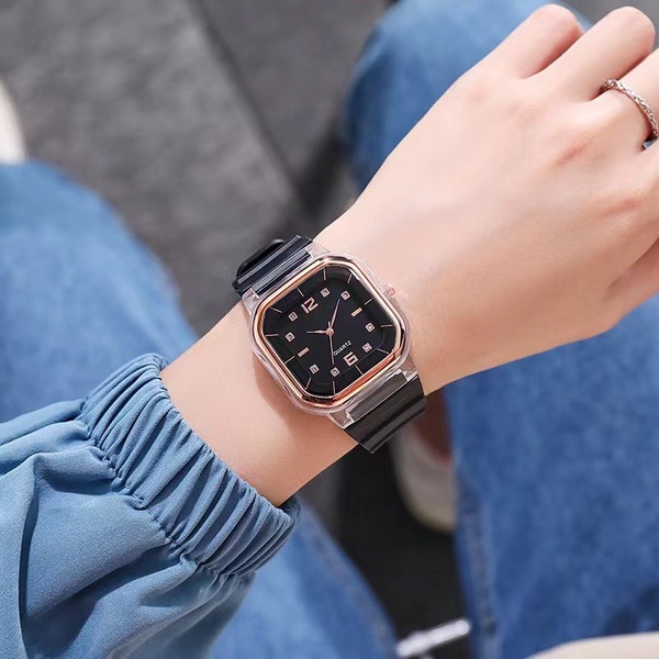 fashionable silicone women's watch