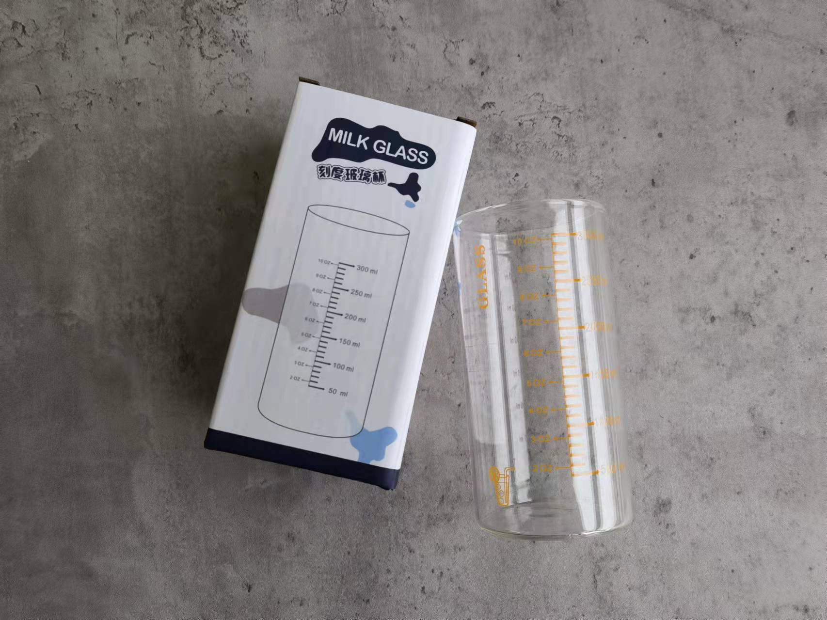 Cubierta de bambú transfronteriza taza de paja de borosilicato resistente a altas temperaturas simple con cubierta de silicona aislada taza de agua de vidrio Personalización de lotes pequeños