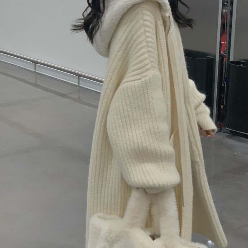 2025 Autumn/Winter Korean Style Thick Hooded Long Sweater Cardigan for Women, Lazy and Elegant Salt Style Lamb Wool Patchwork Coat