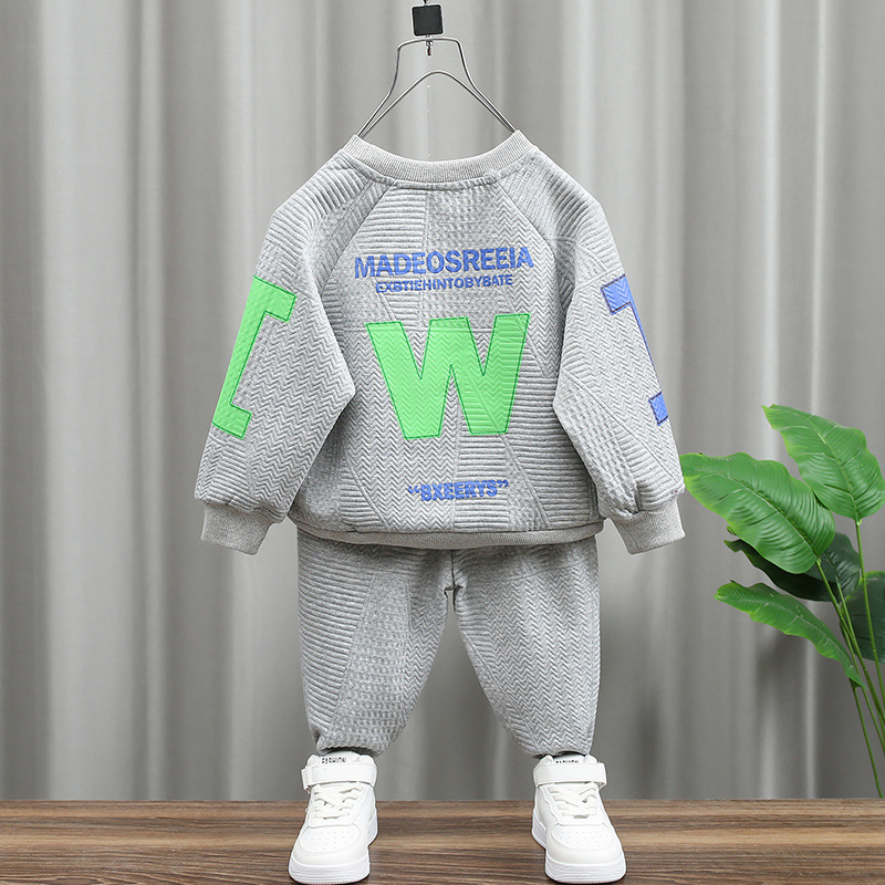 Suéter deportivo para niños con letras Aa de primavera y otoño de 2024, conjunto de dos piezas, ropa informal fresca para bebés_voghion.com