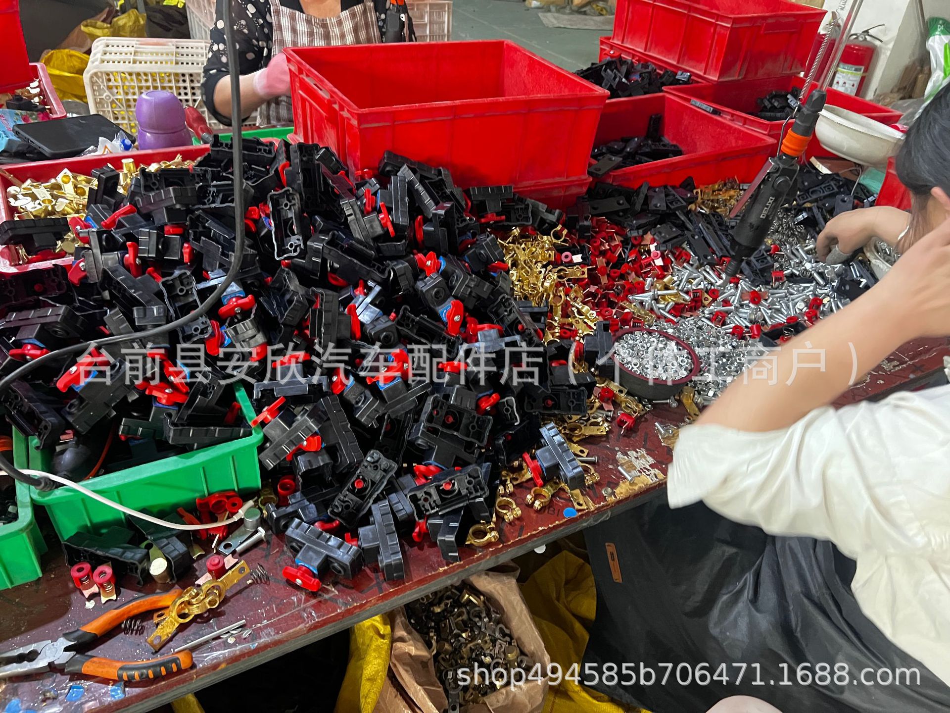 New Car Battery Power-Off Switch 12V Large Truck Power Main Switch 24V Power-Off Clamp for Agricultural Vehicles