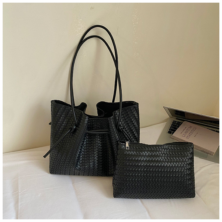 Bolsa de tejido de gran capacidad para mujeres 2026 verano nuevo estilo coreano de moda bolso de hombro de brazo de viaje bolsa de ocio