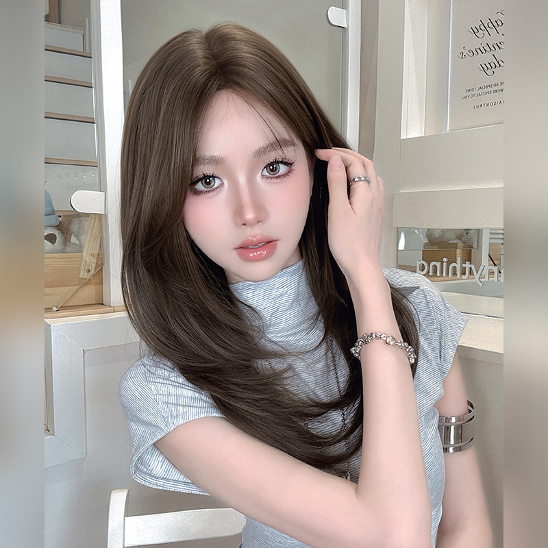 New Japanese and Korean wigs for women, high-layered medium-long hair, elegant inward curls, middle-parted synthetic long hair, high-quality hair manufacturer wholesale New Japanese and Korean wigs for women, high-layered medium-long hair, elegant inward curls, middle-parted synthetic long hair, high-quality hair manufacturer wholesale
