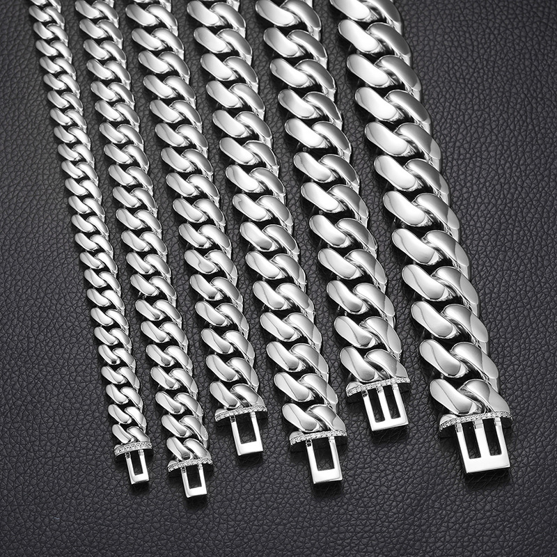 Cuban Chain Bracelet With Zircon Inlay And Gold Plated Finish_voghion.com