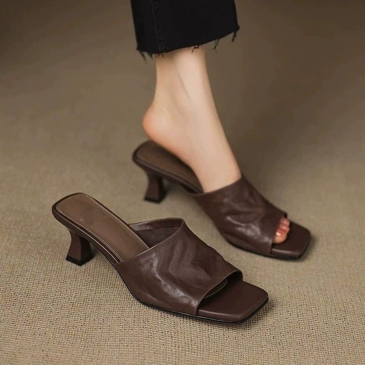 Zapatillas de cuero ultra suave retrógradas 2026 verano nuevo mueller usar un pedazo de zapatillas de tacón suave para mujeres