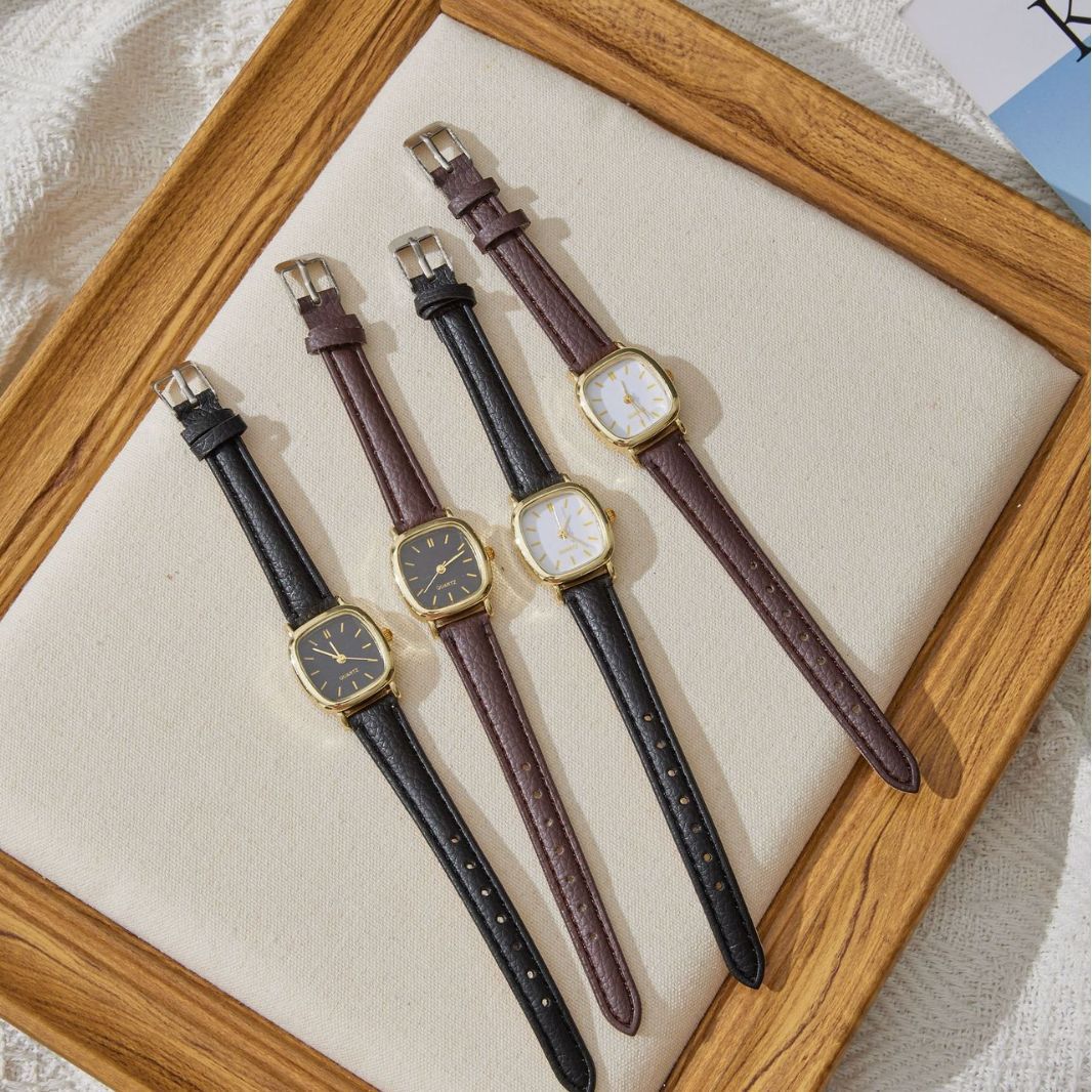 Nueva versión coreana de la tendencia, personalidad simple, estilo Harajuku retro, estudiantes, hombres y mujeres, cinturones de cuarzo, relojes de pareja