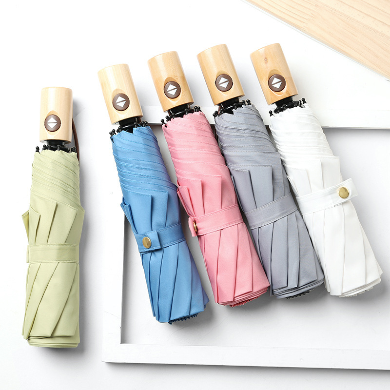 Retro mango de madera sólida tres plegables paraguas automáticos plegables sólidos paraguas comerciales se pueden imprimir logotipo paraguas publicidad paraguas