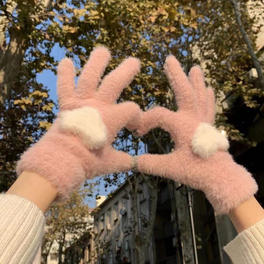 Nuevo amor de pantalla táctil guantes de peluche al aire libre de cinco dedos lindo tejido otoño invierno calentamiento a prueba de viento guantes de invierno para chicas