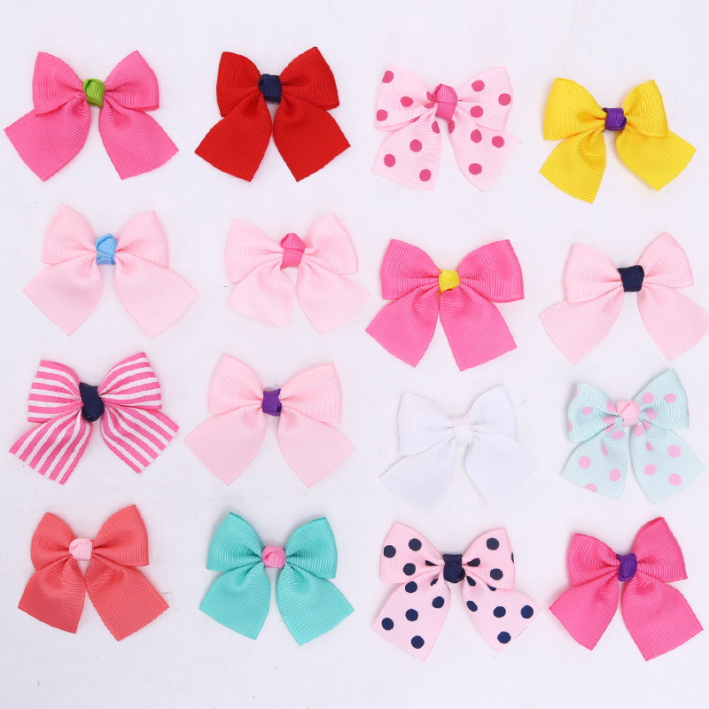 hair accessory with bow
