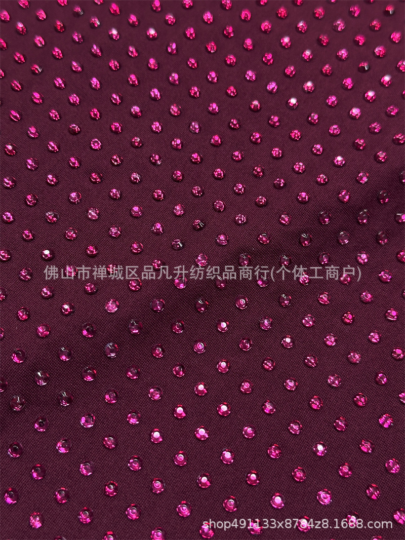 Nuevo tela de seda de leche caliente tela de vidrio caliente tela de perforación caliente vestido delgado vestido