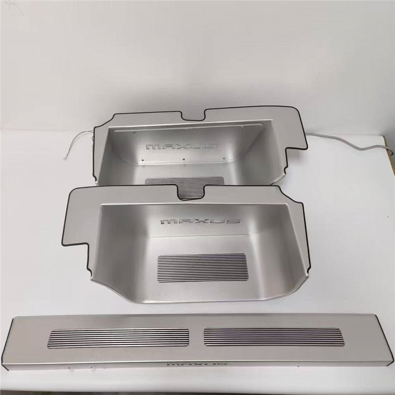 Maxus V90 Welcome Pedal Threshold Strip with Light, Aluminum Alloy, Modified Aviation Aluminum Floor Mat for Dana V1