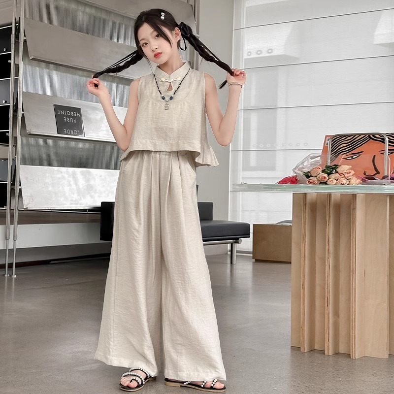 Sommeroutfit für Mädchen im chinesischen Stil 2024, neues mittelgroßes Westenoberteil mit weiten Beinen und stylischem zweiteiligen Set für Kinder_voghion.com