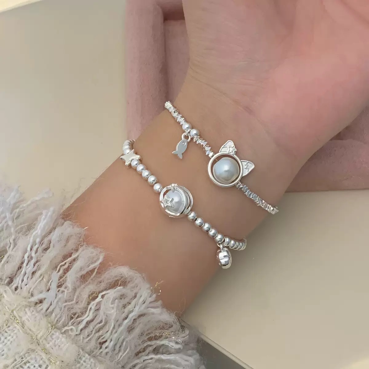 Design fashionable universal cute beaded bracelet pearl