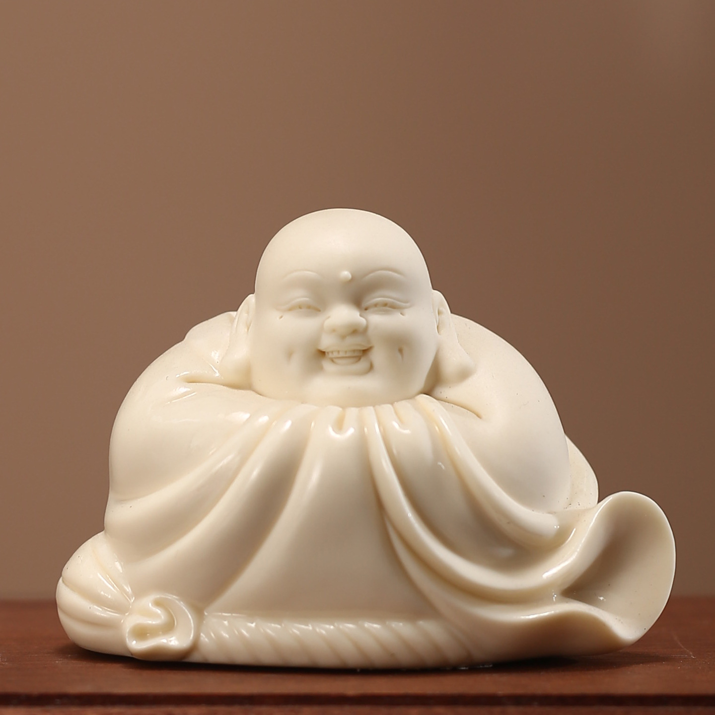 德化玉黄瓷弥勒佛禅意茶桌摆设车载摆件白瓷陶瓷小弥勒佛茶宠笑佛