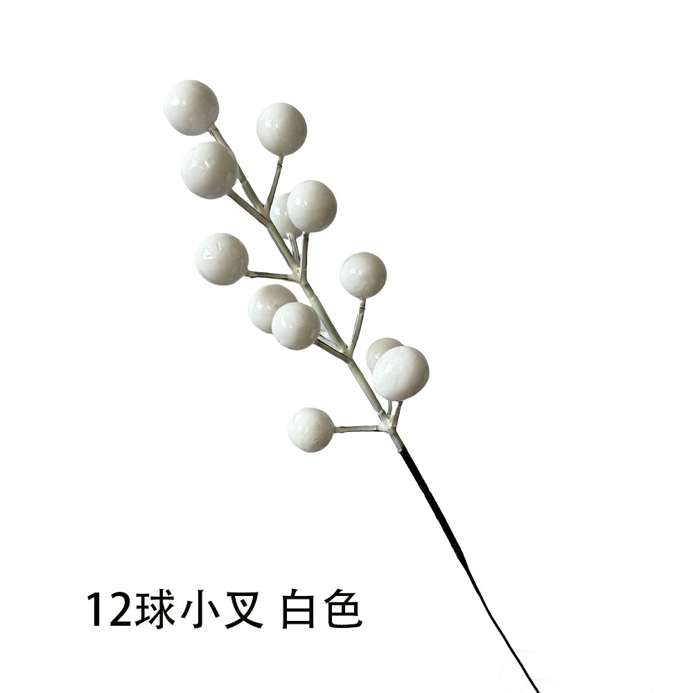 Baya de simulación de Navidad dorada, espolvorear agujas de cedro, decoración de flores de Año Nuevo, fruta roja, fortuna, accesorios de barril de frutas al por mayor