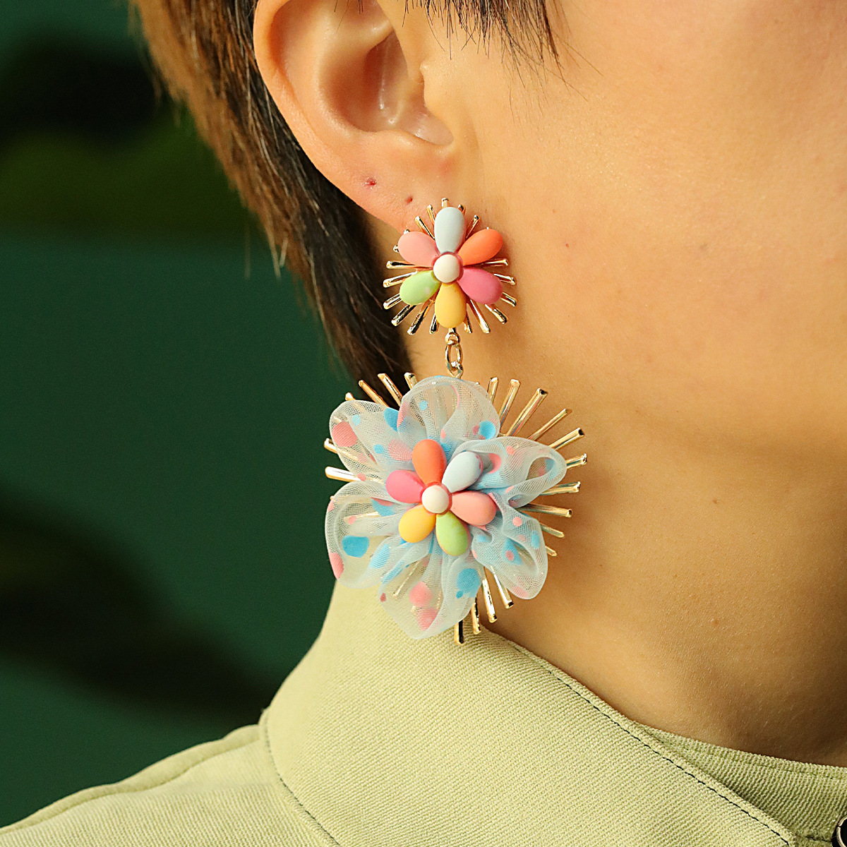 2022 Spring New Candy Color Chiffon Flower Heart Pendant Earrings display picture 2