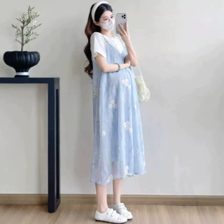 孕妇连衣裙夏天新款时尚孕妈流行外出穿搭宽松显瘦孕妇遮肚连体裙