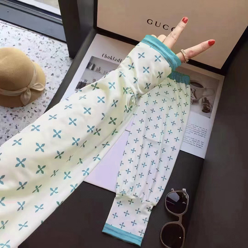 (2개) 선스크린 소매 여성의 플러스 사이즈 느슨한 아이스 실크 운전 소매 여름 UV 보호 여행 장갑 소매 편지 아이스 소매