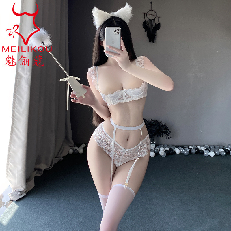 흰색(브라+팬티+가터벨트)+흰색 레이스스타킹
