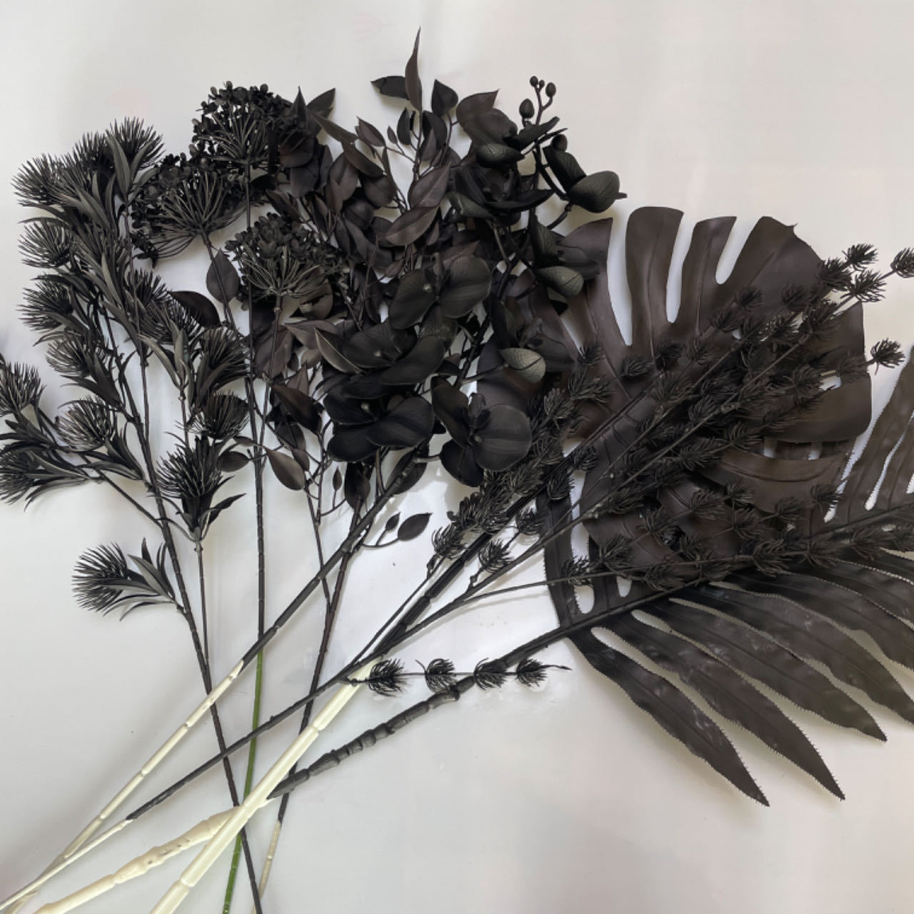 黑色花材仿真花塑料花 婚庆婚礼装饰摄影道具假花万圣节装扮插花