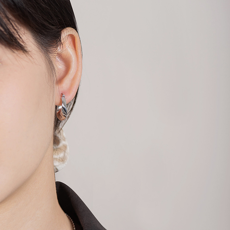 Geometric brand glossy elegant earrings