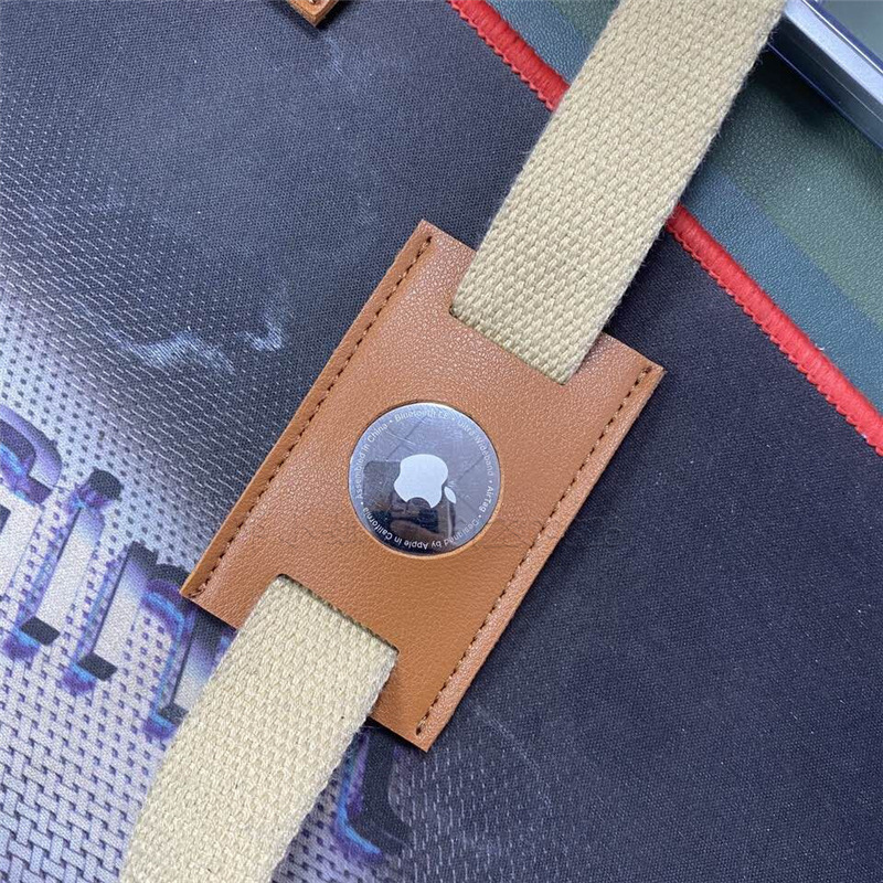 现货定位器钥匙扣皮套 追踪器随身挂腰收纳套