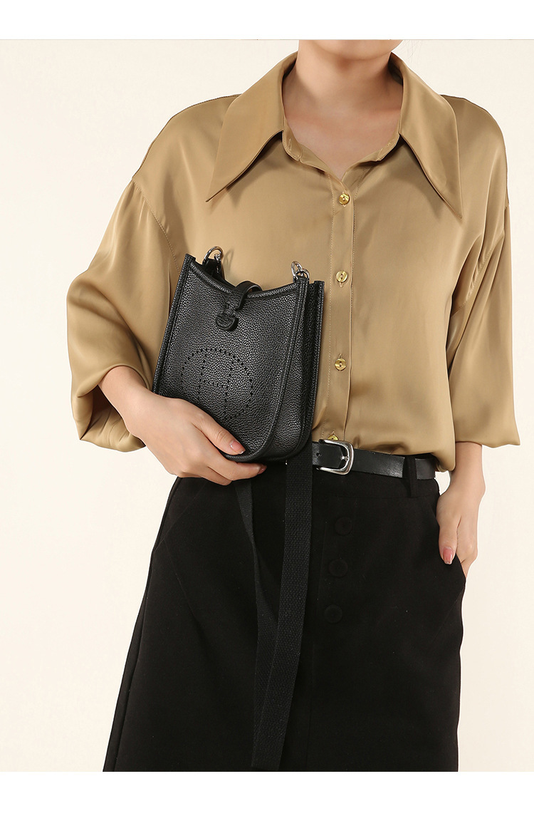 Hollow Bucket Bag - Black