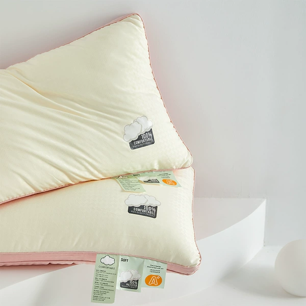 Three-dimensional cloud soft comfort pillow, medium pillow, pink