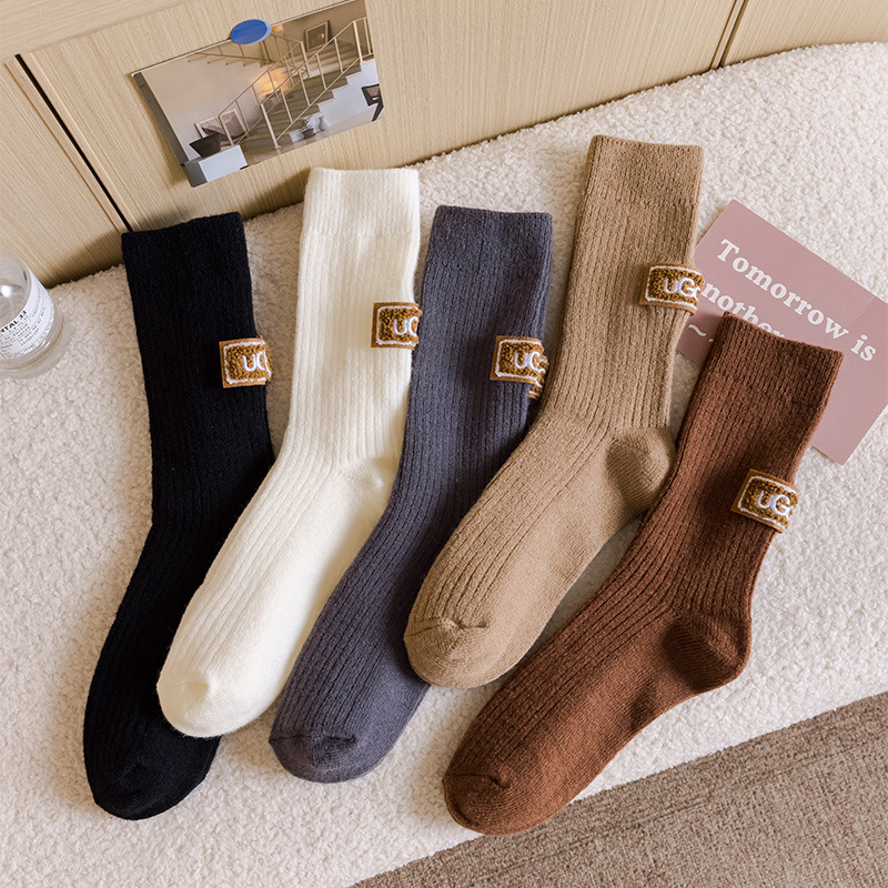 European socks women's autumn and winter plus velvet socks thickened thick line mid-tube socks trendy heel Mao Mao standard snow boots socks