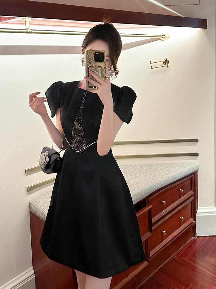 Đầm chữ A tay phồng ôm eo bodycon nữ kiểu Pháp — Màu đen