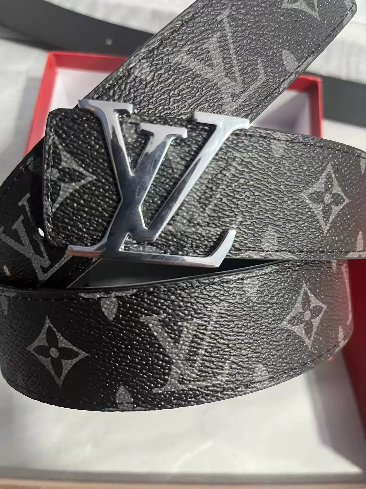 Belt with letters, high-quality style