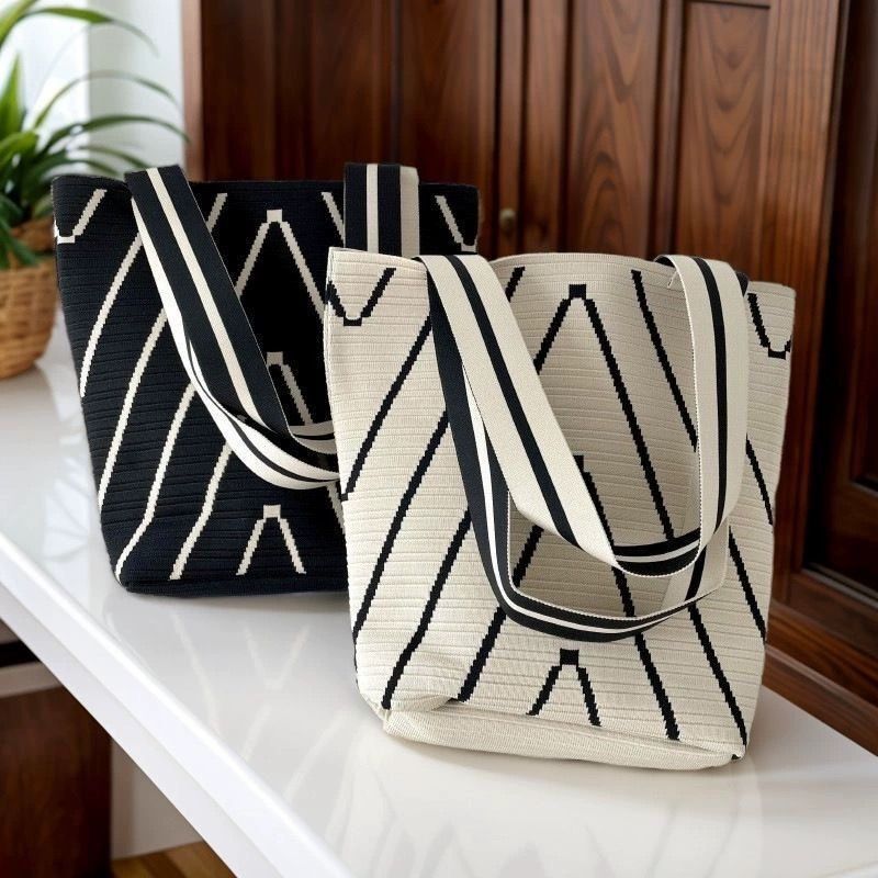 Knitted Bag with Large Capacity, V-Shaped Bag, Tote Bag with Stripes and Wave Pattern, Hand-Held Shoulder Bag, Portable for Outings and Commuting Knitted Bag with Large Capacity, V-Shaped Bag, Tote Bag with Stripes and Wave Pattern, Hand-Held Shoulder Bag, Portable for Outings and Commuting