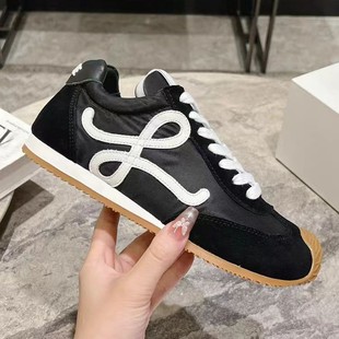 ���ͬ��͹ŵ�ӖЬŮ2025�¿�����e�\�Ӱ�Ьϵ���_��Ь����Ь