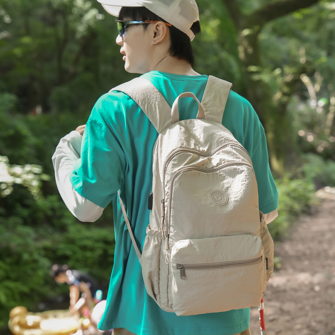 Fashionable, foldable, water-resistant 2026 new model multifunctional lightweight large-capacity versatile backpack for men and women
