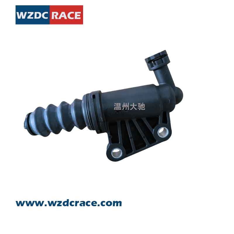 Embrague de plástico bomba de freno para SUZUKI SWIFT 23820-68L00 piezas de automóviles