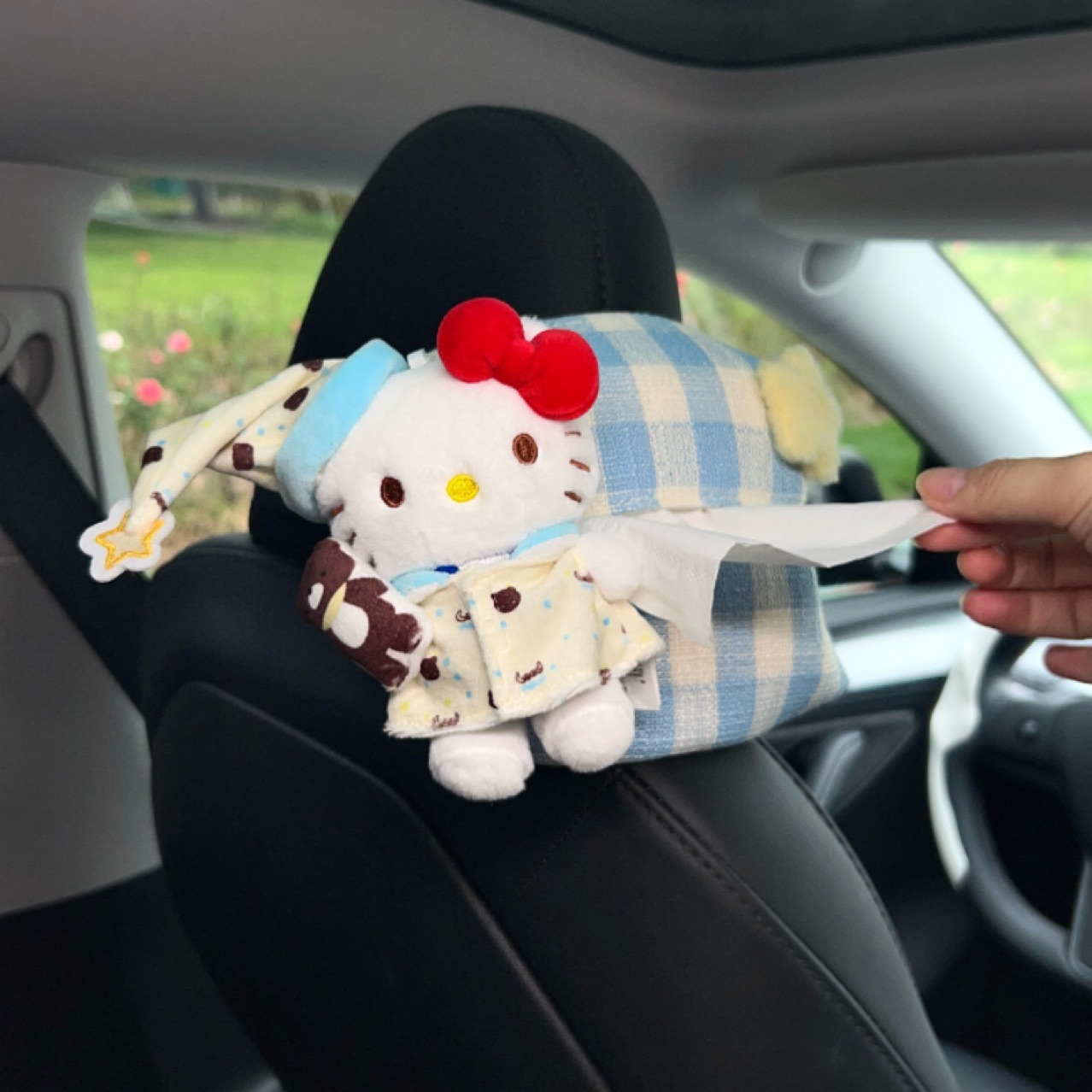2025 New Car Tissue Box Creative Cartoon Cute High-End Armrest Box Car Tissue Box Hanging Decoration