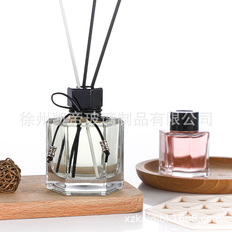 Botella vacía de vidrio de aromaterapia hexagonal botella vacía de flores secas sin fuego botella vacía botella volátil de ratán botella de vidrio de aromaterapia de cristal blanco botella vacía