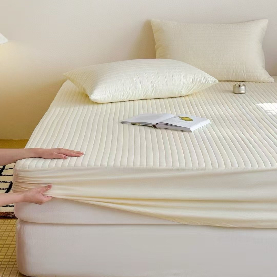 Hourlight Wide-Strip All-Cotton Quilted Fitted Sheet, Elevated All-Cotton Quilted Fitted Sheet/Mattress Protector, Photo Quilted Pad