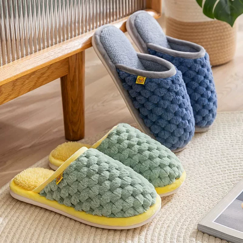 Cixi Зимние новые хлопковые тапочки с ананасом, женские домашние тапочки контрастного цвета для любителей, зимние хлопковые тапочки, мужские оптом от производителя