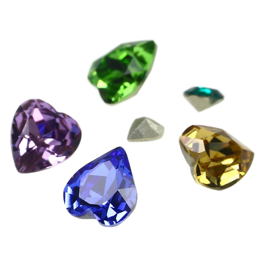 Dongzhou Crystal 6.5MM diamante de vidrio de fondo puntiagudo en forma de corazón de melocotón diamante de forma especial con fondo chapado en plata real