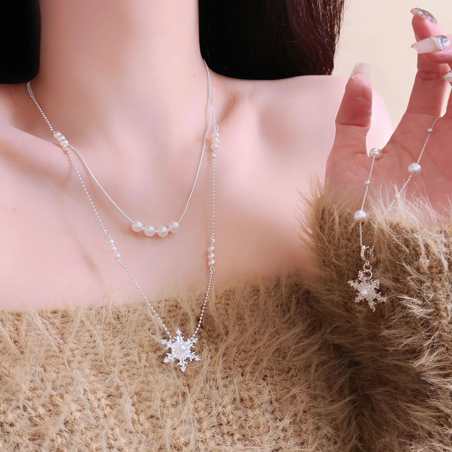 Minimalist Layered Necklace In Gold Delicate Chains For Women_voghion.com