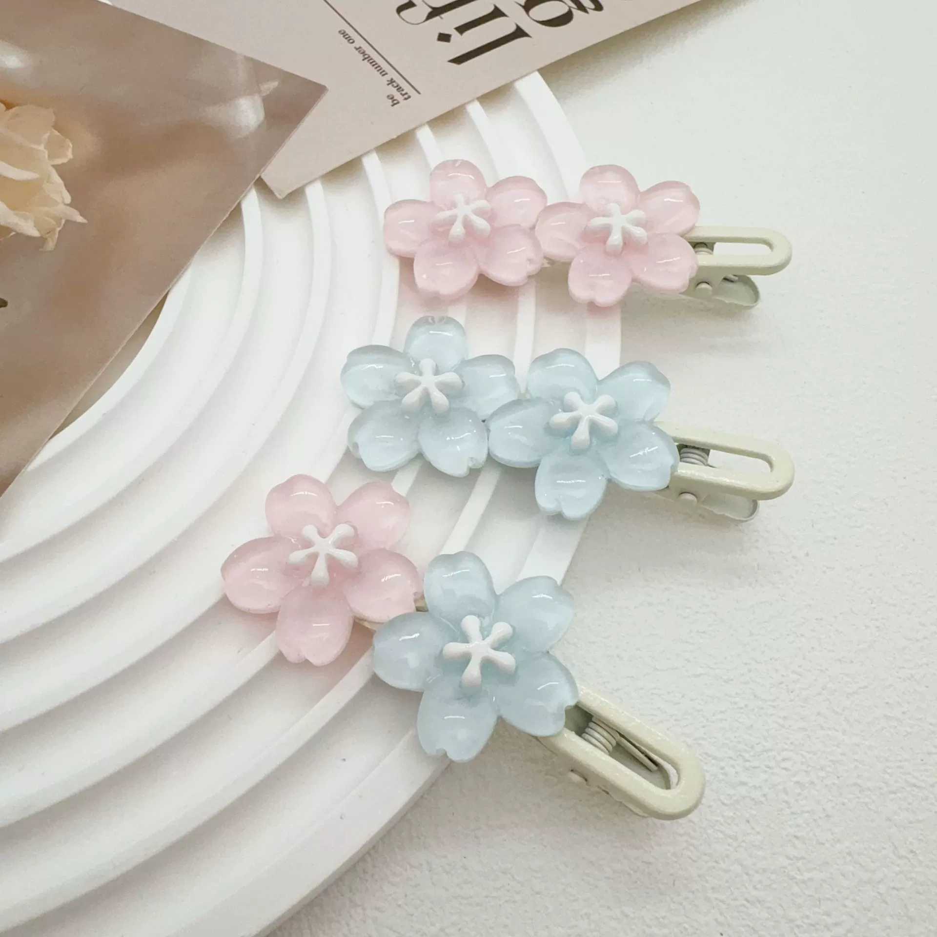 Заколка для волос Jelly Cherry Blossom, смоляная боковая клипса, 6 см, пастельные цвета