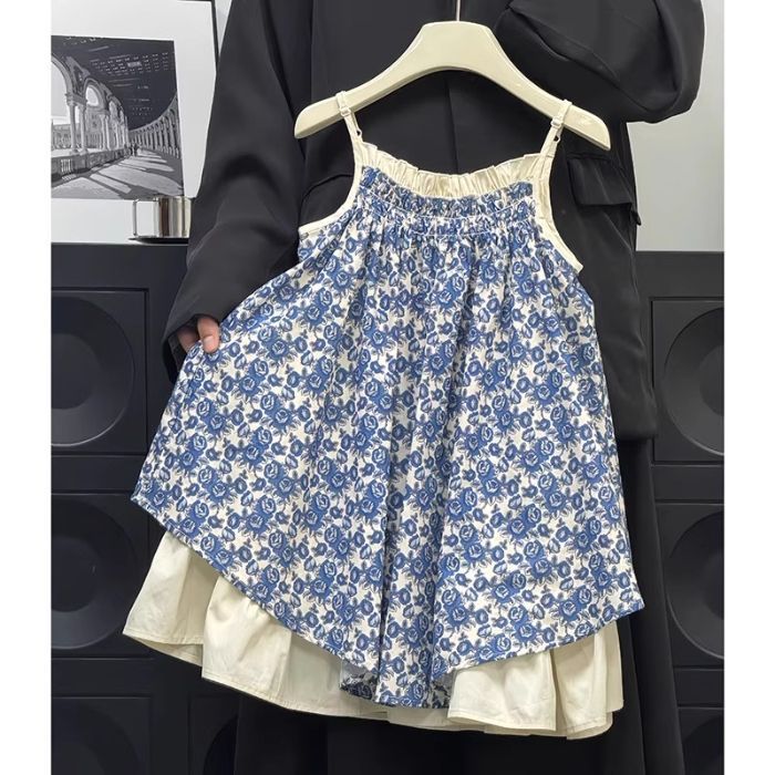 Vestido de verano para niñas 2025 nuevo estilo falda de moda para niños estilo occidental tirantes florales falso chaleco falda de playa