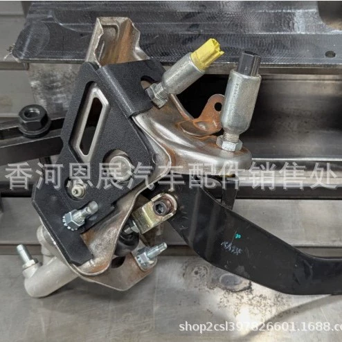 Кронштейн педали сцепления Civic 2006–2011 46910-SVB-A01 46910SVBA01