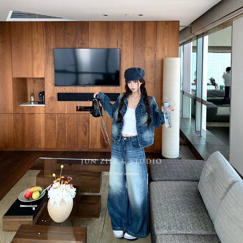 Autumn denim two-piece set, vintage straight-shoulder washed jacket, high-waisted slimming wide-leg straight pants, women's clothing
