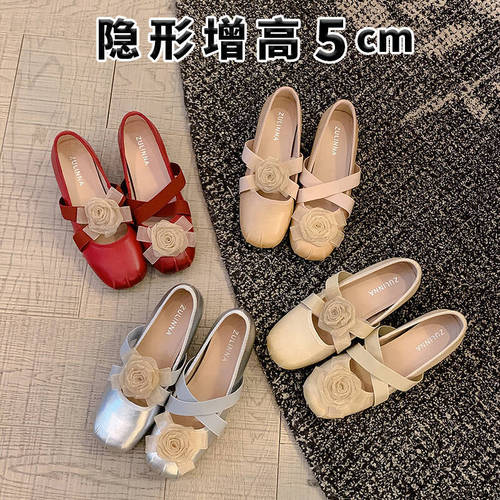 Women's Externally Wearable, Matchable Flat Silver Mary Jane Shoes with a French Ballet Style, Low-Heeled Tea Tree Flower Design