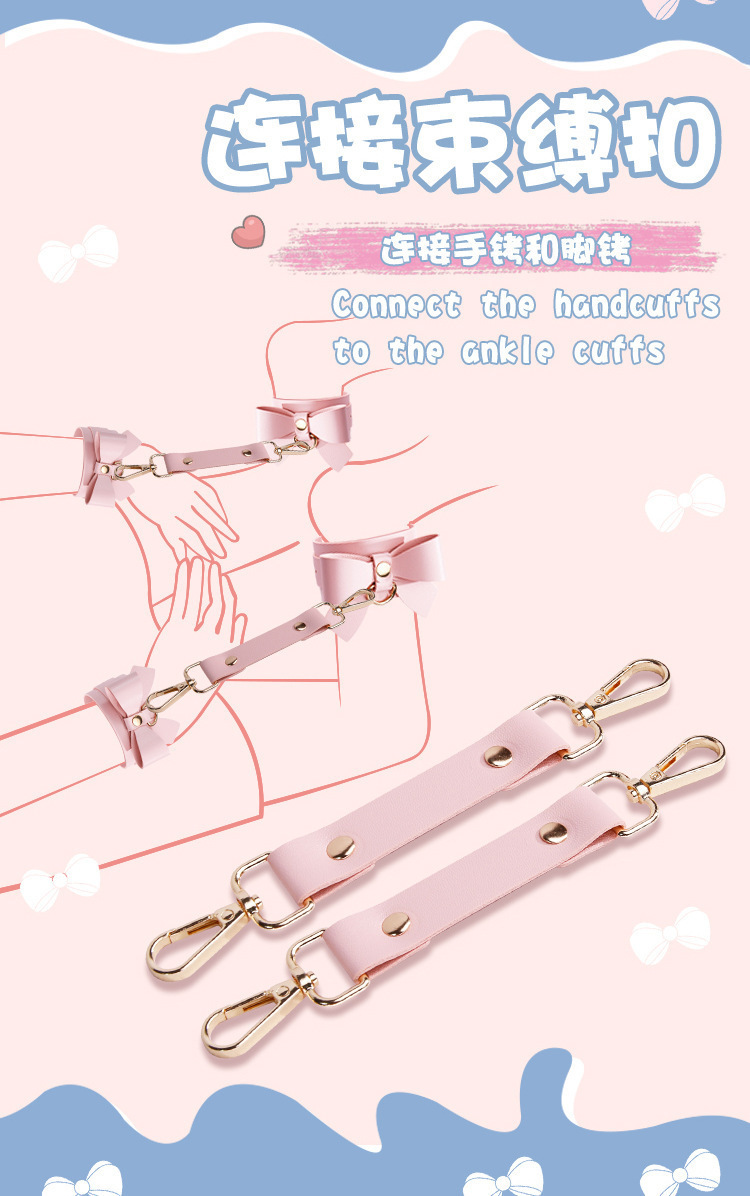 SM Bow Restraint Kit with Nipple Clamps, Handcuffs and Short Whip in Black PVC — detail image 18